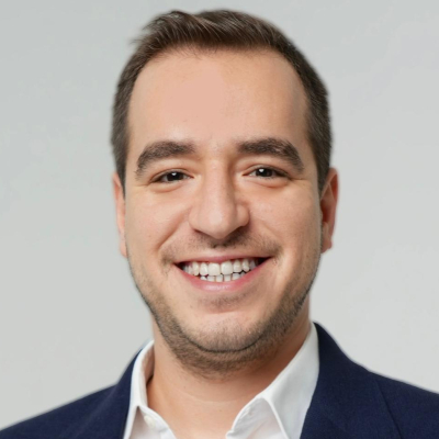 Dr. Dt. Abi̇di̇n Alp Ateş
